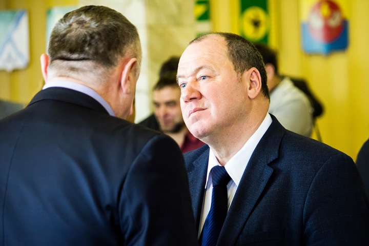 Морозов пожелал правительству Травникова изменить приоритеты