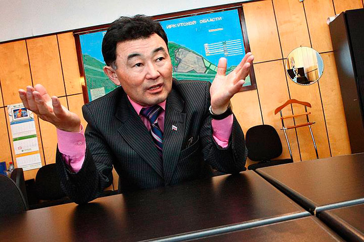 Суд оправдал бывшего мэра Байкальска, которого называл вором губернатор