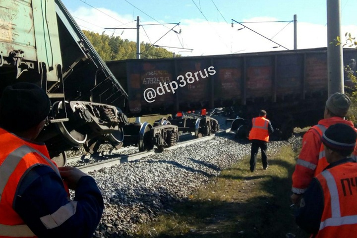 Товарняк сошел с рельсов на Восточно-Сибирской железной дороге