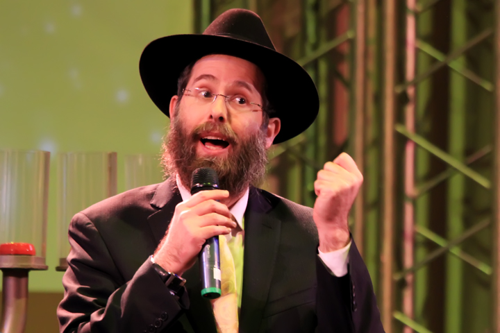 «Снежная Ханука» прошла на сцене новосибирского театра оперы и балета (фоторепортаж) «Снежная Ханука» прошла на сцене новосибирского театра оперы и балета (фоторепортаж)