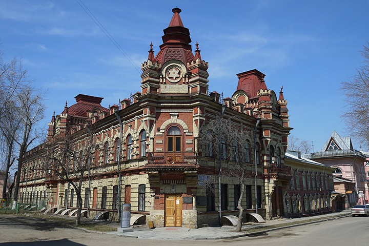 Сколько потратят на памятники в Иркутске и зачем нужна канатная дорога в Томске. Сибирь за неделю