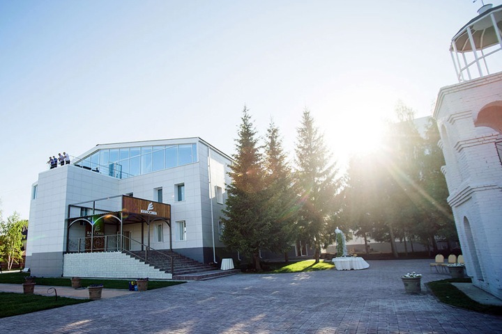 Власти отправили пенсионерок на лечение в новосибирский санаторий для переболевших COVID-19. Они умерли Власти отправили пенсионерок на лечение в новосибирский санаторий для переболевших COVID-19. Они умерли