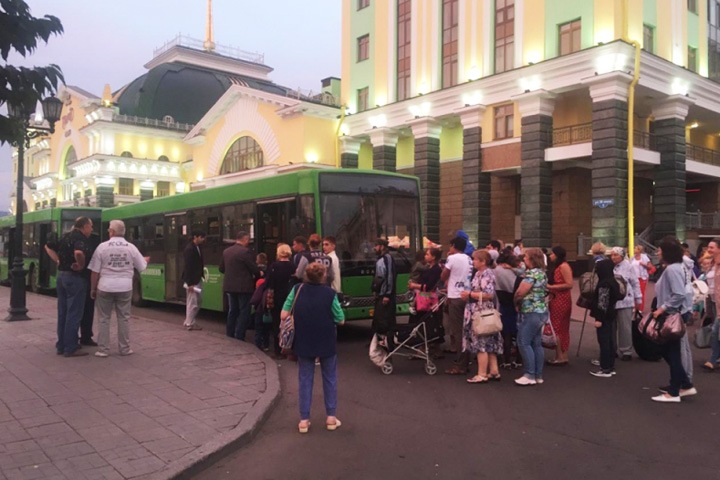 Более 16 тыс. человек уехали из Ачинского района, где взорвались боеприпасы Более 16 тыс. человек уехали из Ачинского района, где взорвались боеприпасы