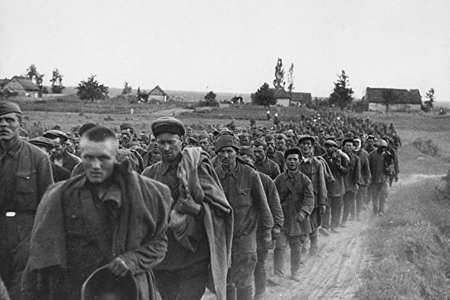 Первый ветеран из Новосибирской области получил гуманитарную помощь из Германии