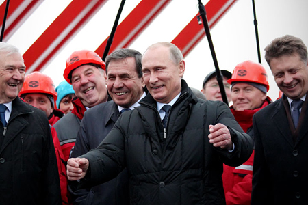 Путин на Бугринском мосту и три тысячи для Новосибирска: фоторепортаж