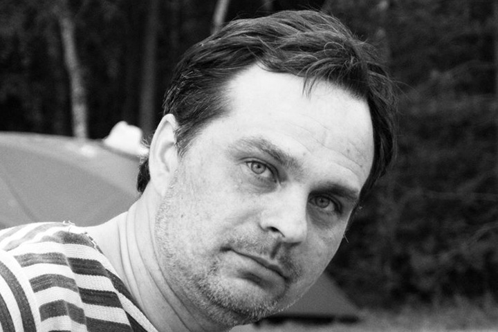 Сбивший известного новосибирского телеведущего водитель не знает, как в его организм попали наркотики