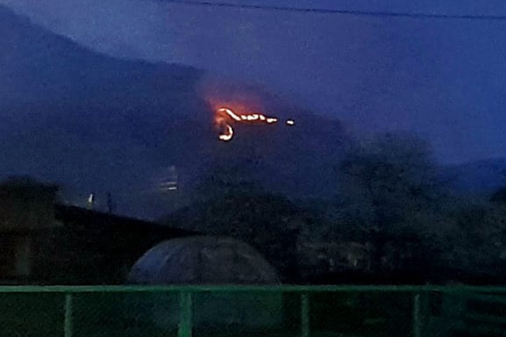 Лесной пожар снова подобрался к жилью в Красноярском крае