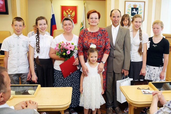 Томский парламент предложил не закупать контурные карты и учебные тетради за счет бюджета Томский парламент предложил не закупать контурные карты и учебные тетради за счет бюджета