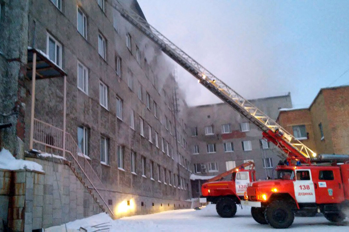 Количество жертв пожара в мэрии Дудинки выросло до трех Количество жертв пожара в мэрии Дудинки выросло до трех