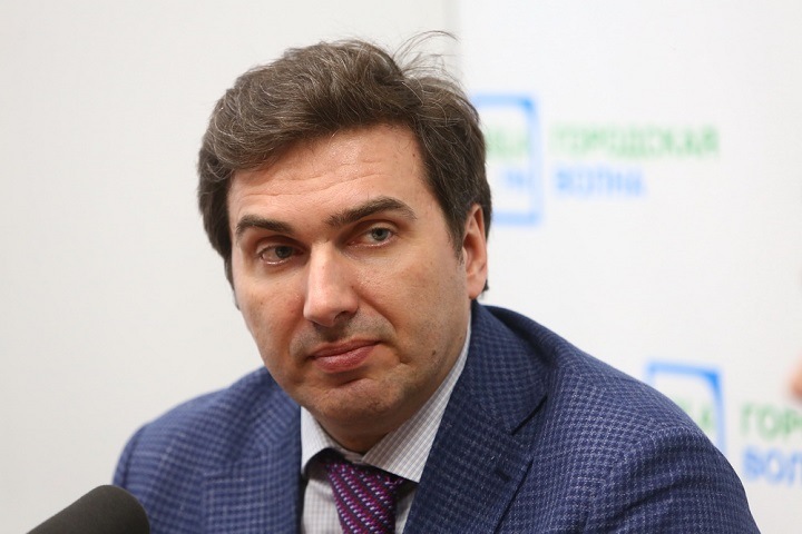 Минздрав и оперштаб в разы разошлись по числу тяжелобольных новосибирцев с COVID