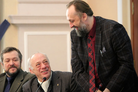 Архитектор Александр Ложкин избран председателем худсовета Новосибирска Архитектор Александр Ложкин избран председателем худсовета Новосибирска