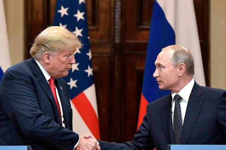 Трамп предложил Путину помощь в тушении лесных пожаров в Сибири Трамп предложил Путину помощь в тушении лесных пожаров в Сибири