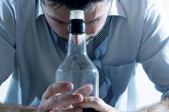 Кодирование, как эффективный способ избавления от алкогольной зависимости Кодирование, как эффективный способ избавления от алкогольной зависимости