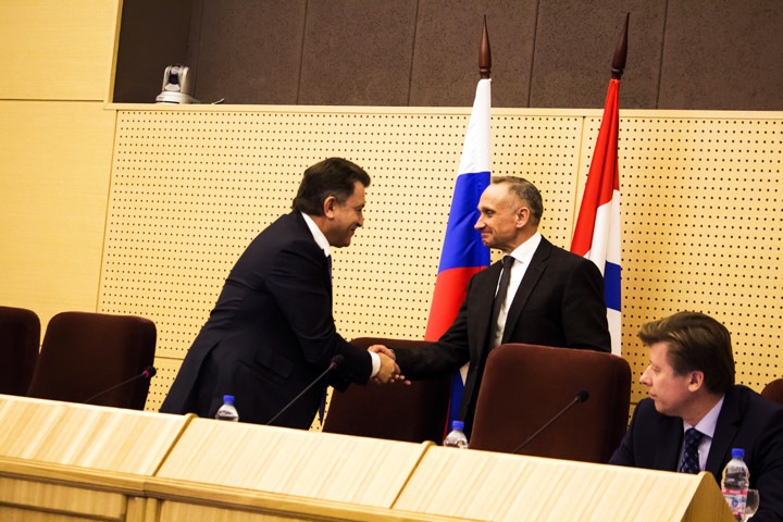 Новосибирское заксобрание добавило 2,5 млрд в дефицитный бюджет Новосибирское заксобрание добавило 2,5 млрд в дефицитный бюджет