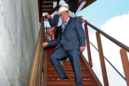 Мэр Новосибирска: Мы уже отменили постановление о выделении земли для строительства без аукциона