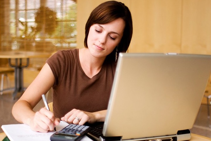 Почему работу лучше искать в интернете