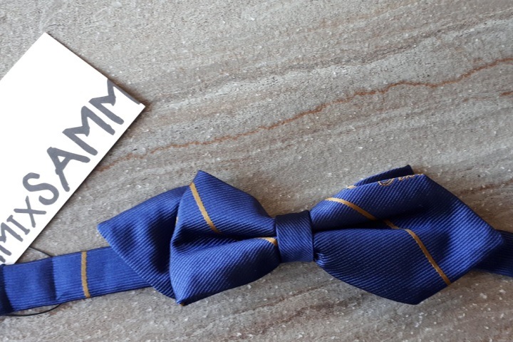 «Настоящий сговор»: родителей новосибирских школьников обязали покупать форму у одной компании «Настоящий сговор»: родителей новосибирских школьников обязали покупать форму у одной компании