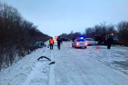 Завершено расследование дела о гибели на дороге под Омском трех человек из-за пьяного полицейского Завершено расследование дела о гибели на дороге под Омском трех человек из-за пьяного полицейского