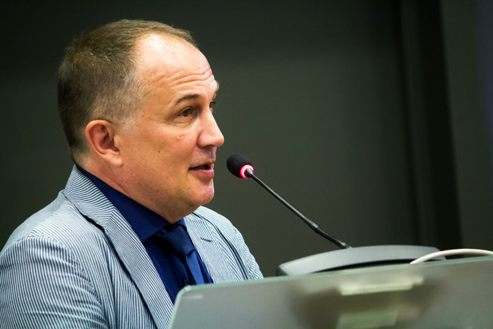 Константин Калачев: «Стабильность в Кузбассе держится из последних сил» Константин Калачев: «Стабильность в Кузбассе держится из последних сил»