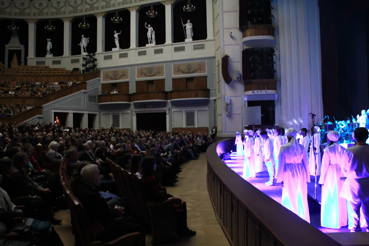 Кехман получил судебный иск от властей после реконструкции НОВАТа Кехман получил судебный иск от властей после реконструкции НОВАТа