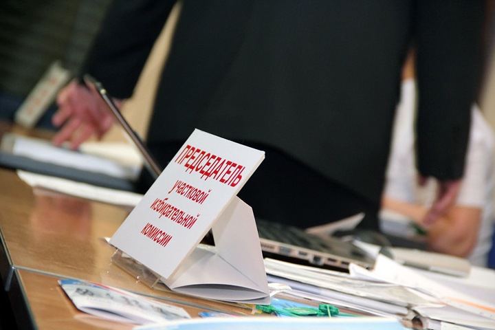 Избирком не опознал заставлявшего новосибирских студентов голосовать