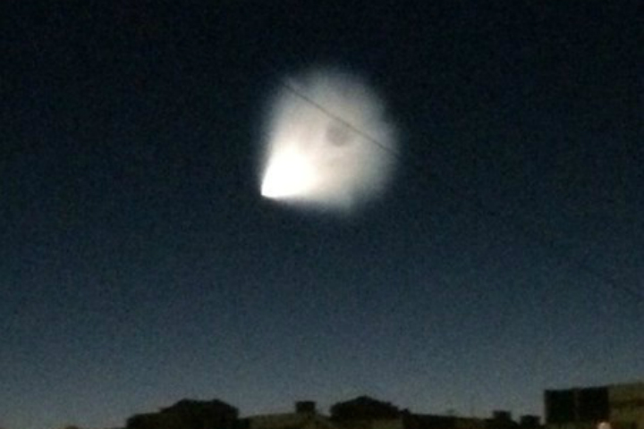 Сибиряки разглядели «американскую ракету» в небе Сибиряки разглядели «американскую ракету» в небе