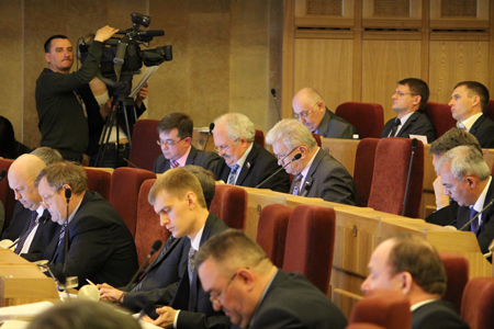 Заксобрание Новосибирской области одобрило в первом чтении закон об уполномоченном по правам человека