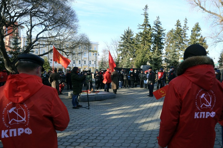 Омские коммунисты заявили о произволе команды губернатора перед выборами горсовета Омские коммунисты заявили о произволе команды губернатора перед выборами горсовета