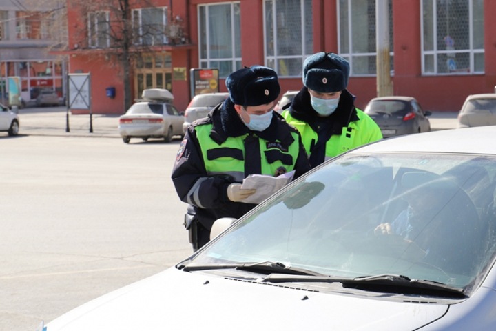 Полиция поймала четверых нарушивших карантин новосибирцев