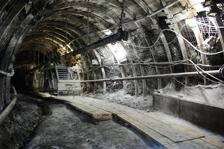 Пожар произошел на шахте в Кузбассе, есть пострадавшие 