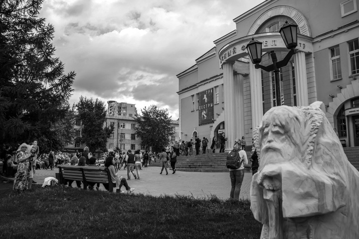 Новосибирский театр закрыли из-за коронавируса Новосибирский театр закрыли из-за коронавируса