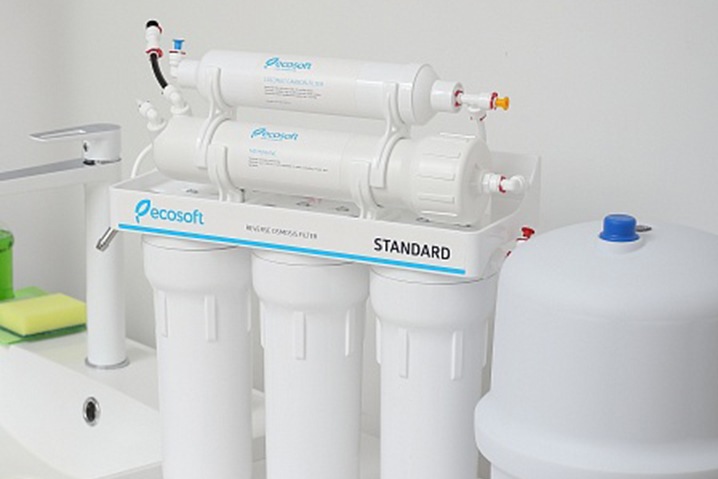 Очистка воды из скважин: выбираем фильтр под мойку Очистка воды из скважин: выбираем фильтр под мойку