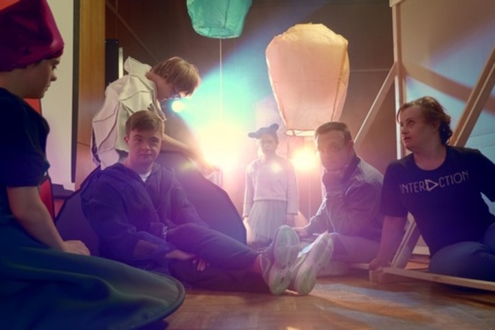 МТС и Первый канал покажут документальный фильм об актерах с синдромом Дауна МТС и Первый канал покажут документальный фильм об актерах с синдромом Дауна