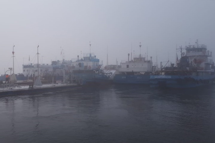 Красноярец зарезал бывшую жену на барже во время вахты на Енисее Красноярец зарезал бывшую жену на барже во время вахты на Енисее