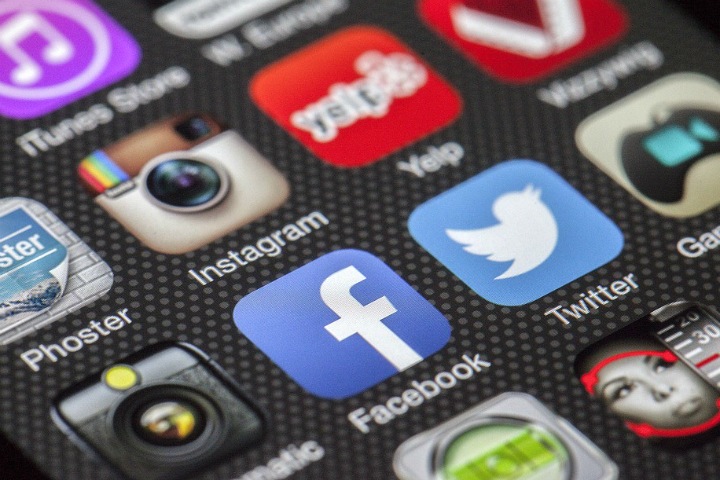 Ученые научили нейросеть распознавать жалобы на лекарства в соцсетях Ученые научили нейросеть распознавать жалобы на лекарства в соцсетях