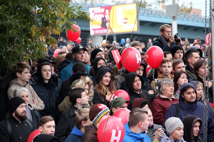 Полиция задержала участника пикета в поддержку Навального в НГТУ
