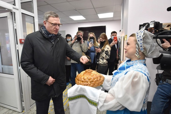 Строительство шести детсадов по нацпроекту сорвали в Омске. Один из них открыли с участием губернатора и закрыли Строительство шести детсадов по нацпроекту сорвали в Омске. Один из них открыли с участием губернатора и закрыли