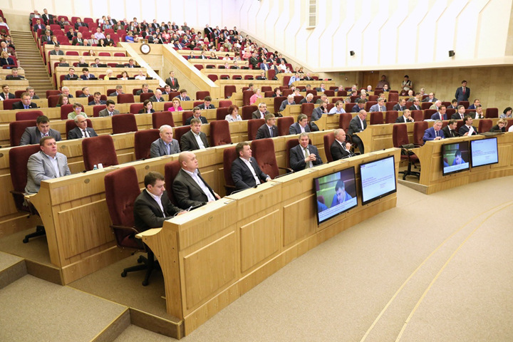 Новосибирское заксобрание потребовало результата от бизнес-омбудсмена Новосибирское заксобрание потребовало результата от бизнес-омбудсмена