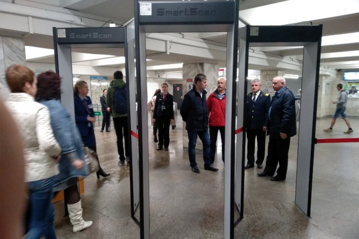 Новосибирский метрополитен повысил безопасность Новосибирский метрополитен повысил безопасность