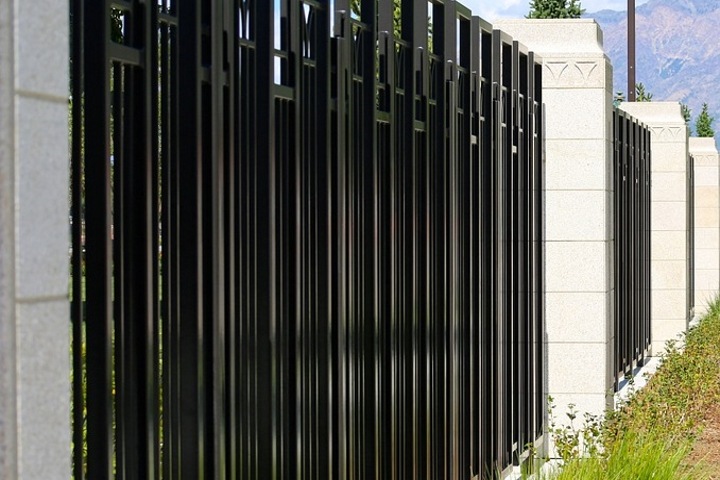 «Константа-Забор» – изготовление и монтаж металлических заборов любой сложности «Константа-Забор» – изготовление и монтаж металлических заборов любой сложности