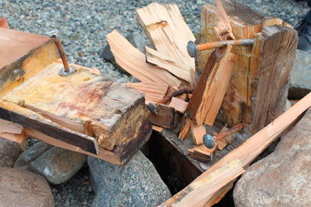 Суд на Алтае ограничил свободу местного жителя, повалившего поклонный крест на Чуйском тракте Суд на Алтае ограничил свободу местного жителя, повалившего поклонный крест на Чуйском тракте