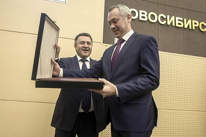 «ЕР» ограничила кандидатов в новосибирские губернаторы политсоветом «ЕР» ограничила кандидатов в новосибирские губернаторы политсоветом