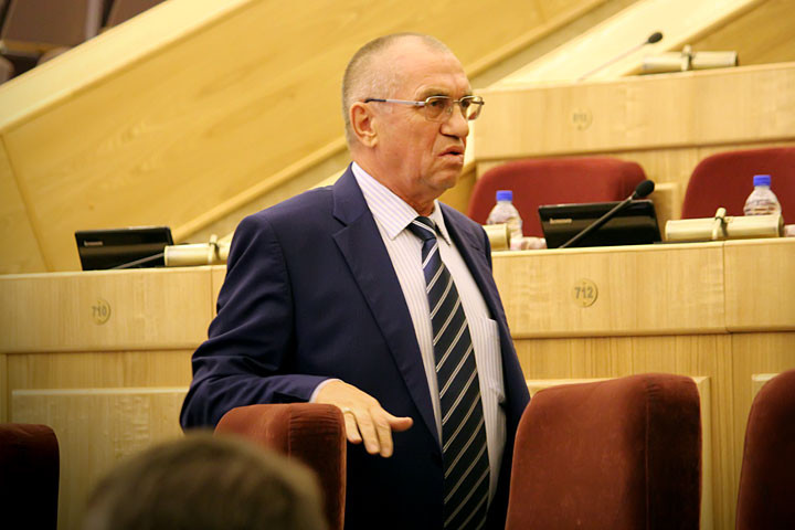 Николай Мочалин готов отказаться от поста в новосибирском заксобрании Николай Мочалин готов отказаться от поста в новосибирском заксобрании