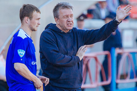 Сергей Балахнин уволился с поста главного тренера ФК «Сибирь» Сергей Балахнин уволился с поста главного тренера ФК «Сибирь»