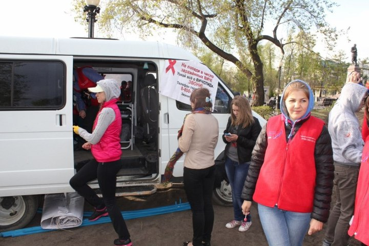 Уличные акции пройдут в Сибири ко Дню памяти умерших от СПИДа Уличные акции пройдут в Сибири ко Дню памяти умерших от СПИДа