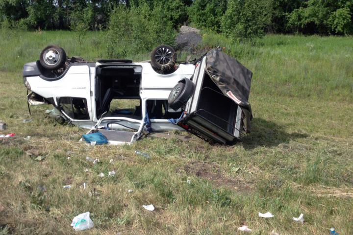 Двое красноярских детей остаются в реанимации после ДТП под Новосибирском Двое красноярских детей остаются в реанимации после ДТП под Новосибирском