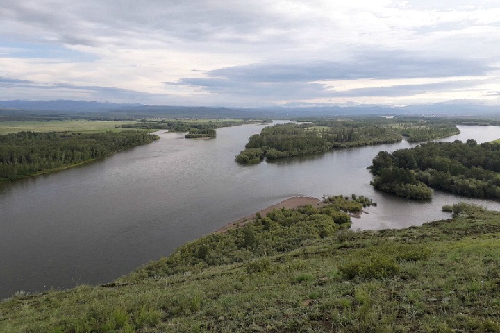 «Позеленение» степи: ученые выяснят, как изменение климата влияет на экосистемы Тувы