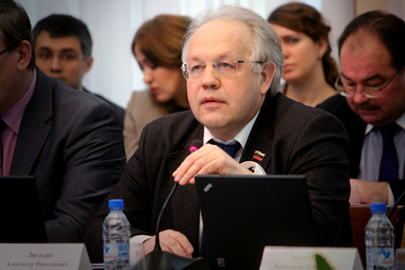 Люлько: дело на Ксензова может быть местью проигравших кандидатов Люлько: дело на Ксензова может быть местью проигравших кандидатов