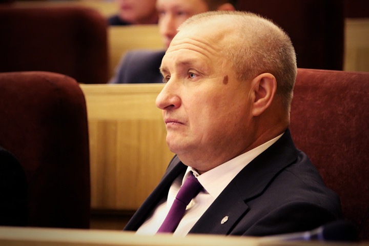 Экс-депутат возглавил общественную приемную Медведева в Новосибирске Экс-депутат возглавил общественную приемную Медведева в Новосибирске