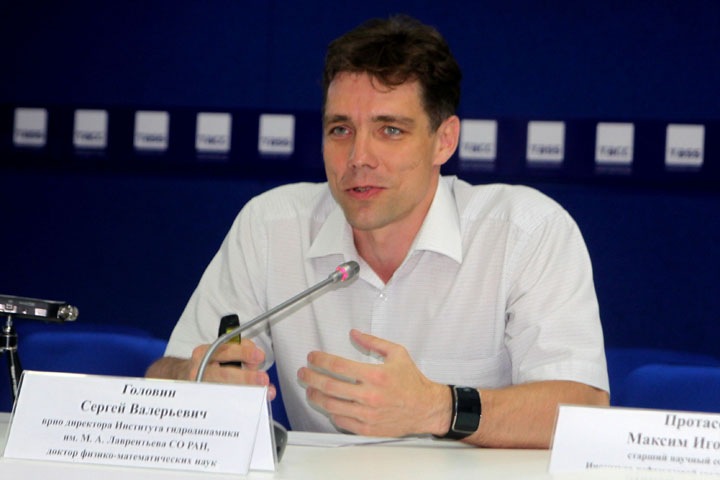 Директор Института гидродинамики СО РАН уволен из-за гражданства Германии. Приказа он пока не видел